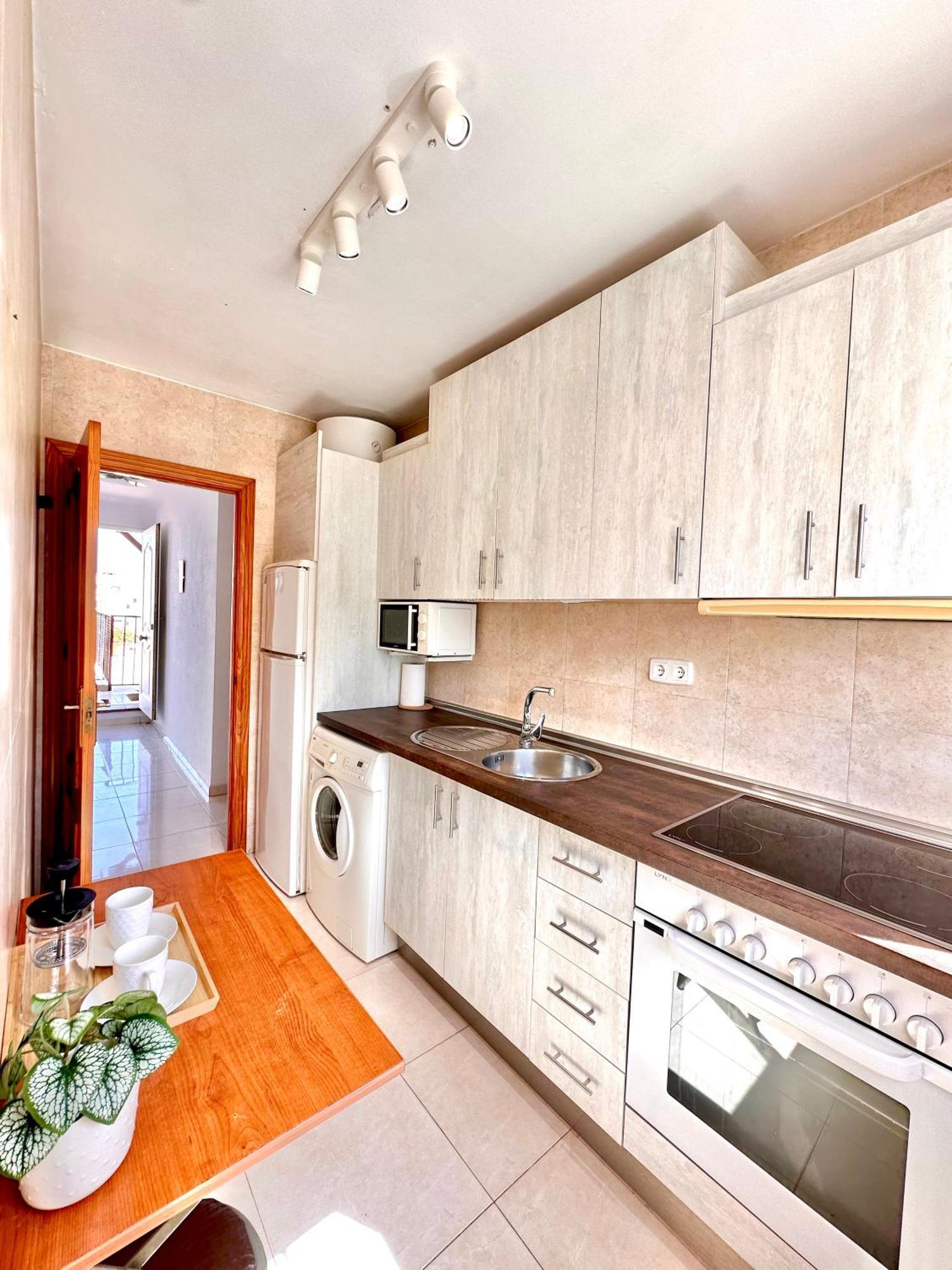 Apartamentos J&K Torremolinos Bagian luar foto