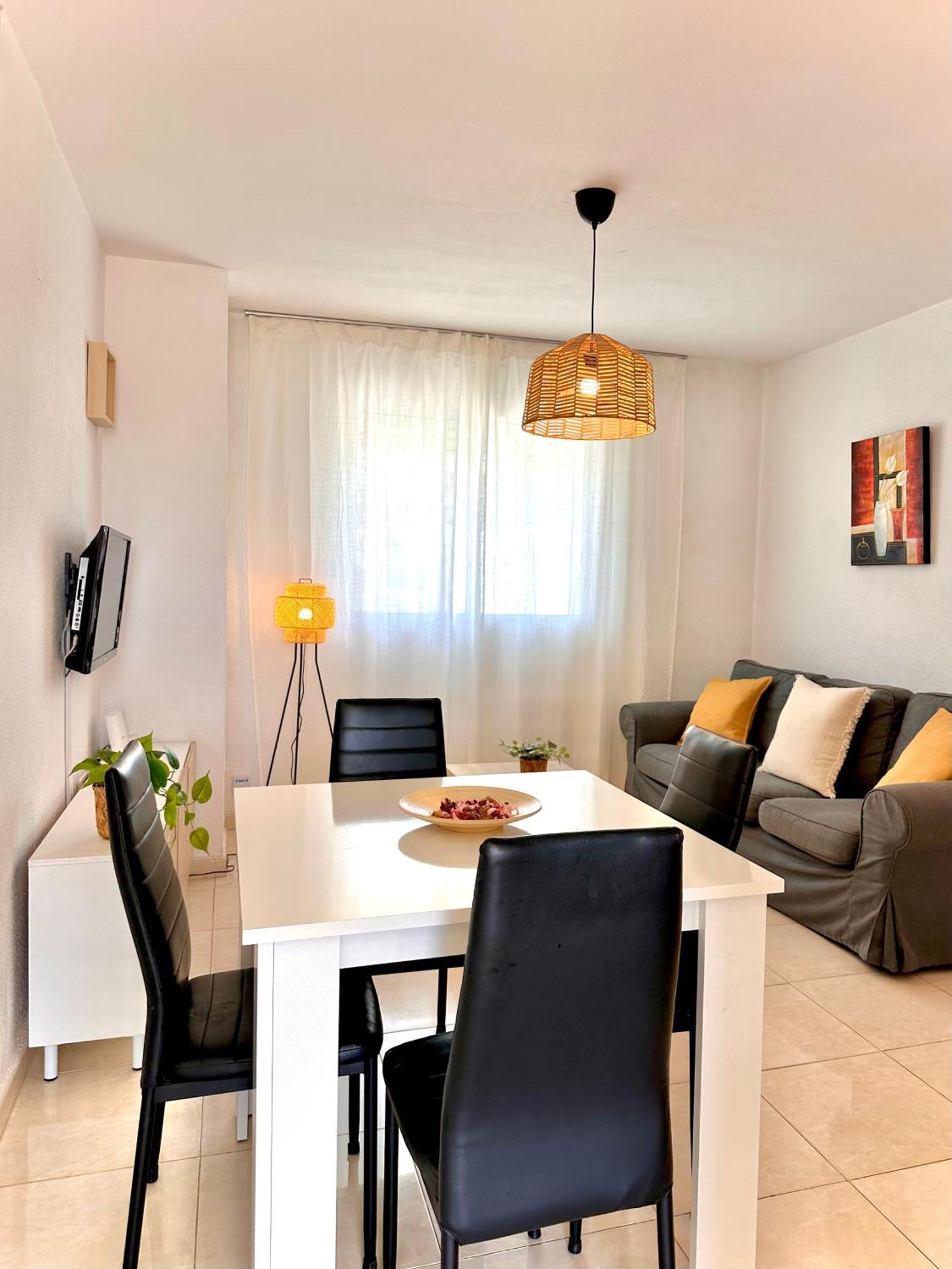 Apartamentos J&K Torremolinos Bagian luar foto